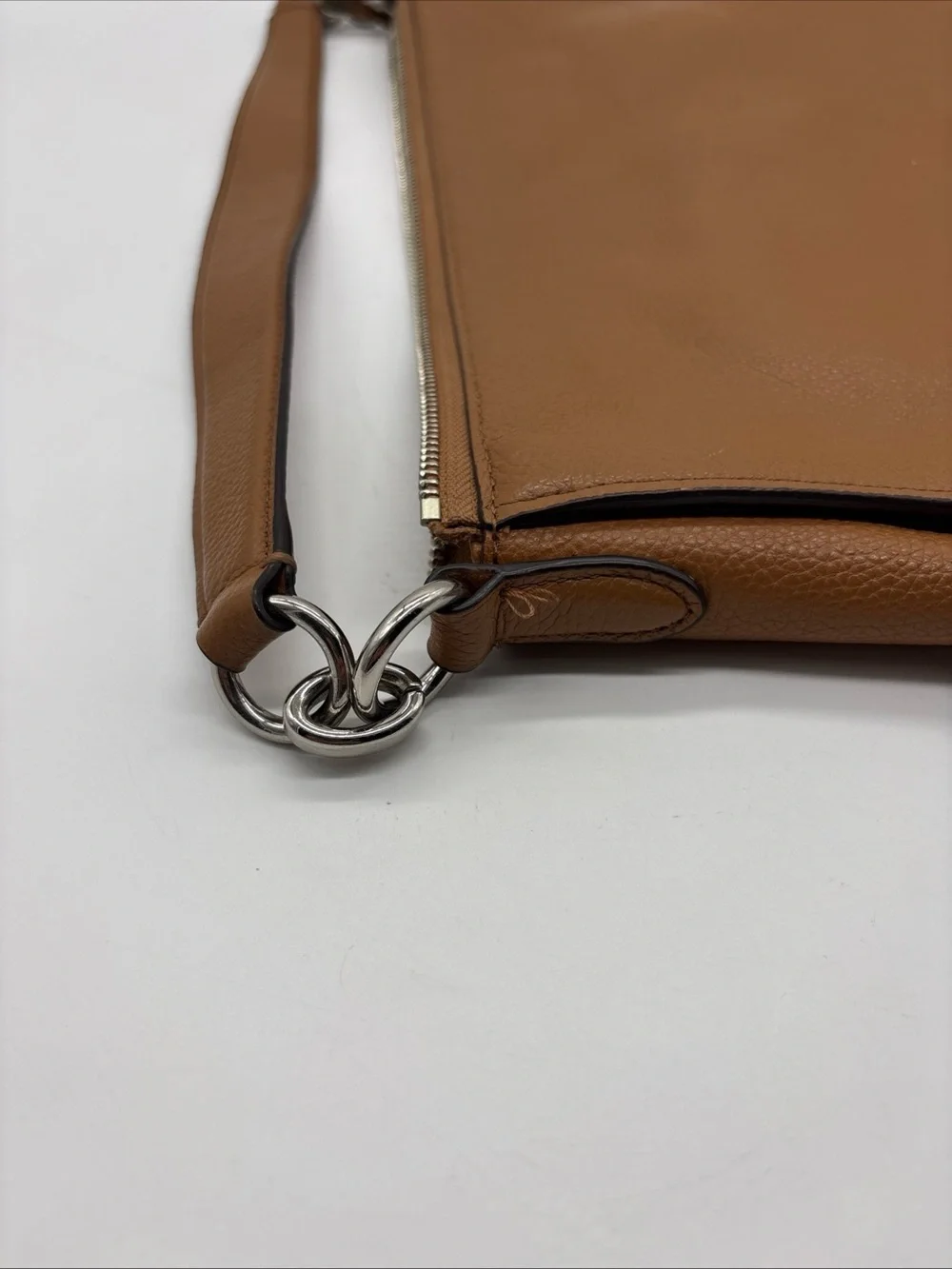 Coach Turnlock Hobo Tan Leather Shoulder Bag with Turn-Lock Closure